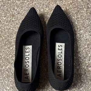 AEROSOLES Women's Black Knit Flats